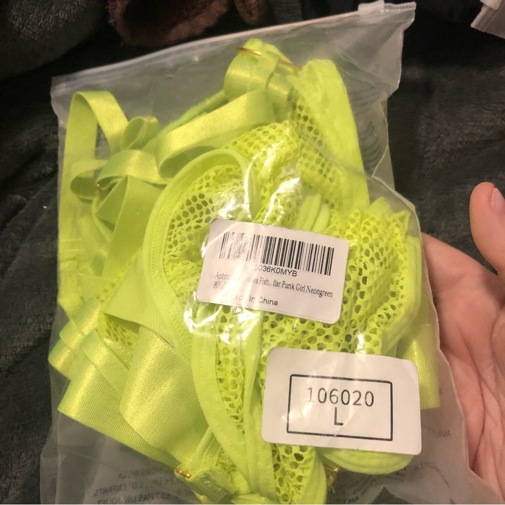 4 Piece Mesh Neon Green Lingerie Set size L - Picture 11 of 11